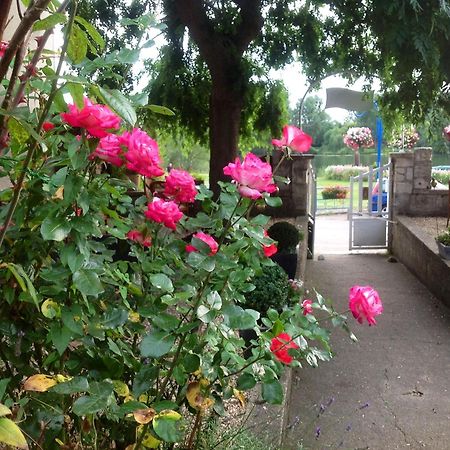 Chambres D'Hotes La Villa Alienor Les Andelys Εξωτερικό φωτογραφία